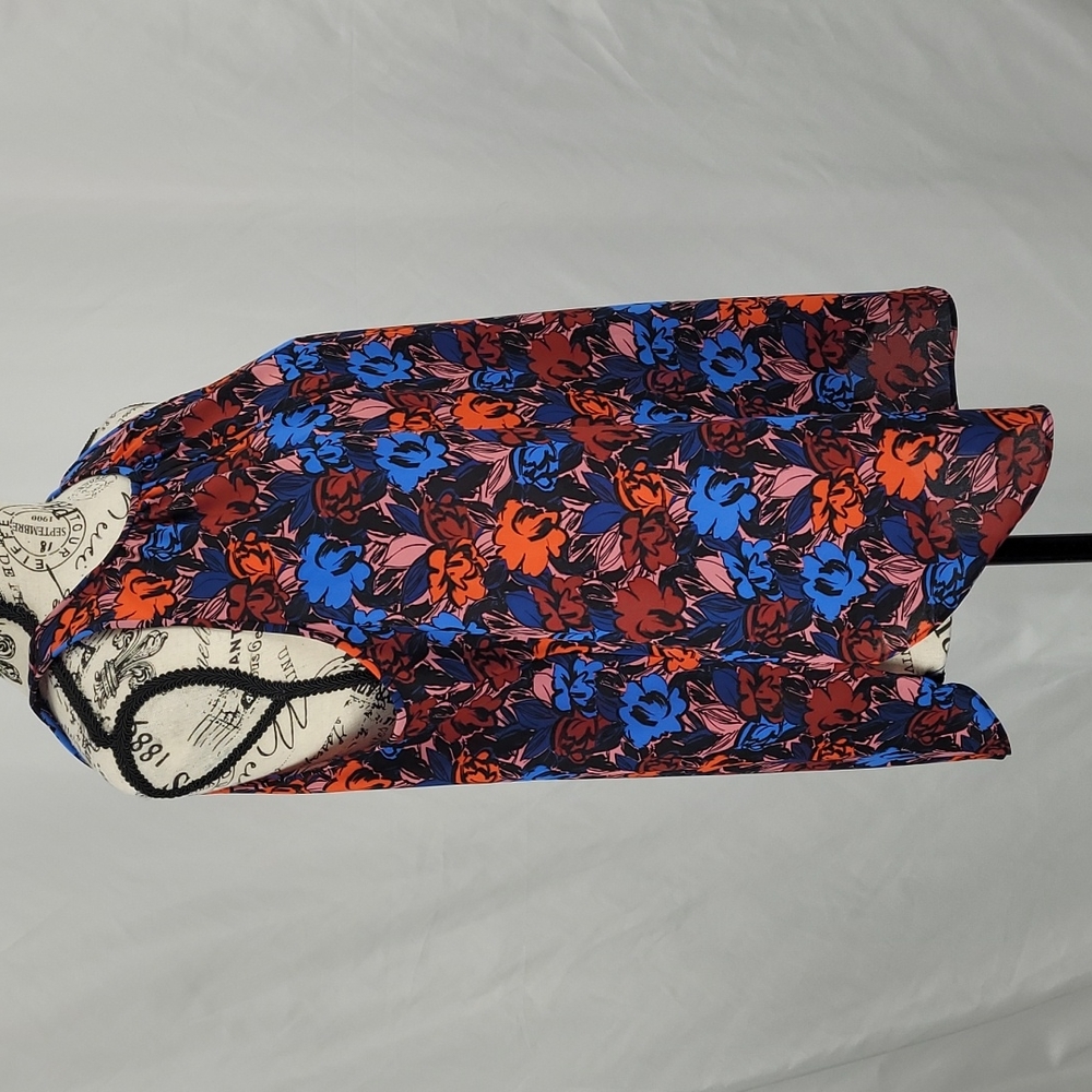 J Crew Sleeveless Floral Top - Picture 2 of 5